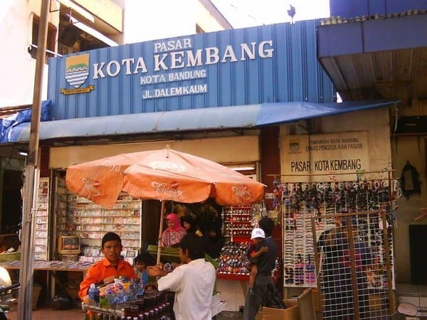 Pasar Kota Kembang
